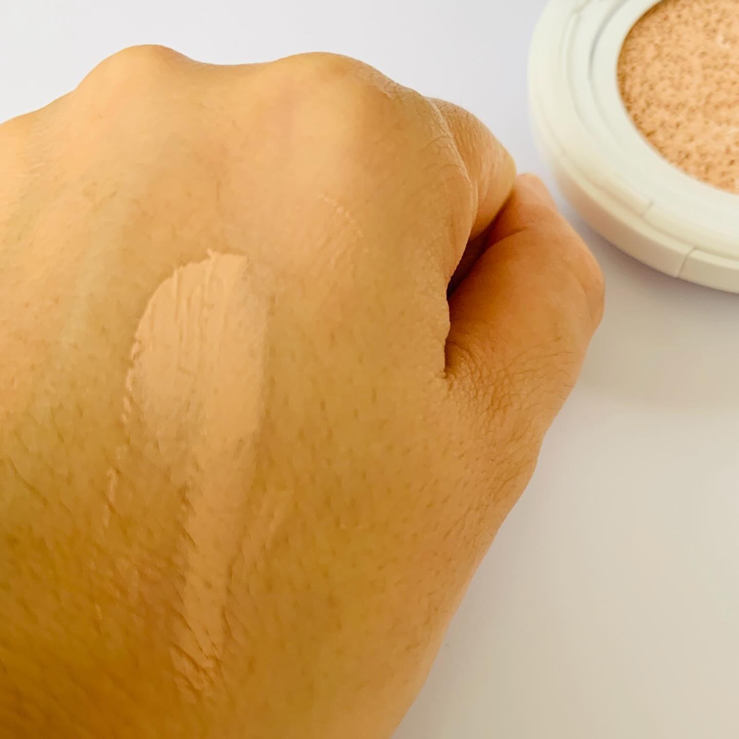 グロウ＆カバークッションファンデーション/パーフェクトワン/クッションファンデーションを使ったクチコミ（3枚目）