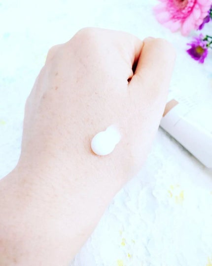 23years old バクチオールA コアクリームのクチコミ「「肌の弾力ケアに特化し、自然由来の成分を配合💙ハリやうるおいにみちた肌へ✨」
23years.....」(3枚目)