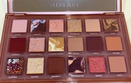 試してみた】NAUGHTY NUDE Huda Beautyのリアルな口コミ 試してみた】NAUGHTY NUDE Huda Beautyのリアルな口コミ