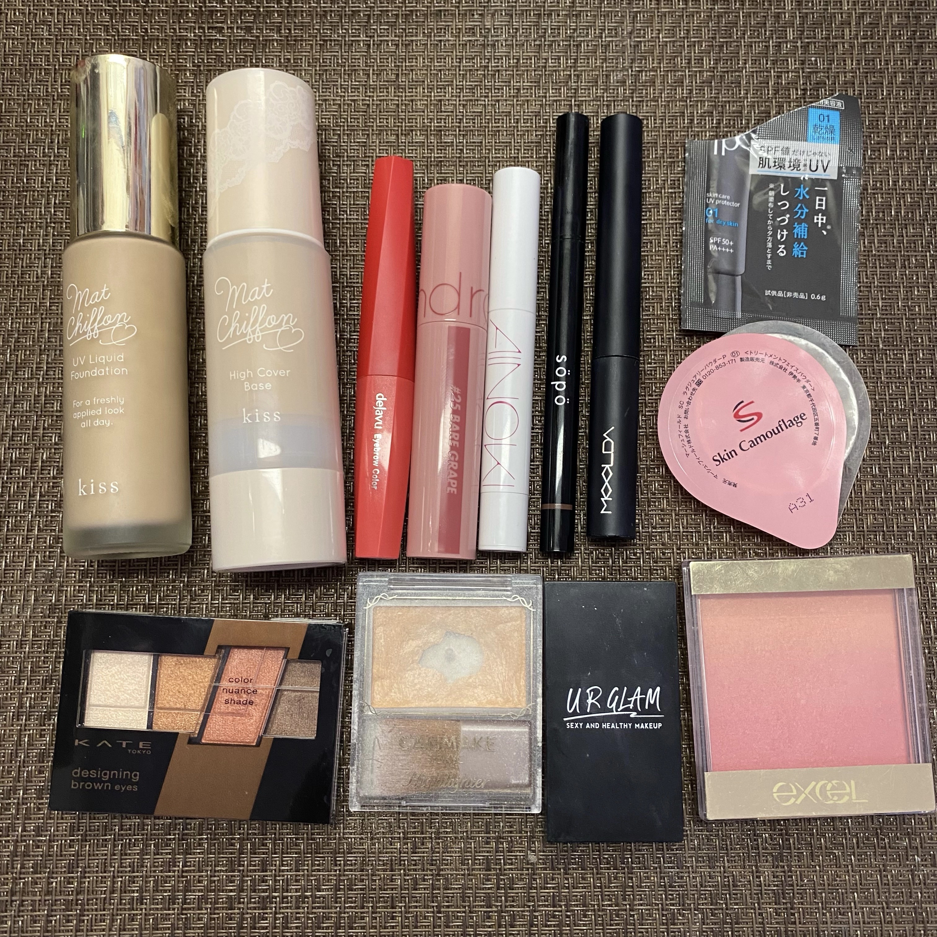 マットシフォン UVリキッドファンデ/KiSS/リキッドファンデーションを使ったクチコミ（3枚目）