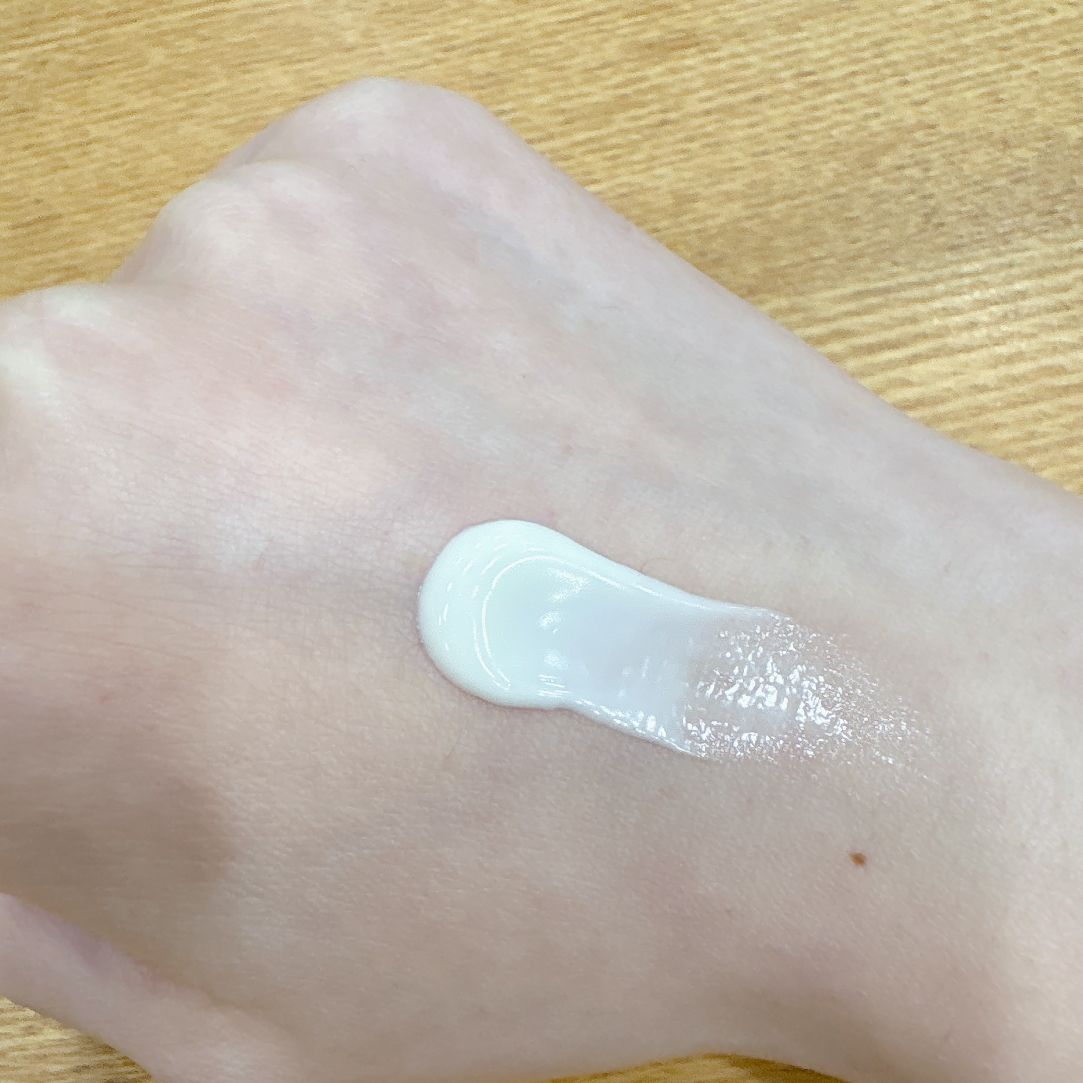 サンカットR マルチビタミンUV エッセンス/サンカット®/日焼け止めクリームを使ったクチコミ（3枚目）