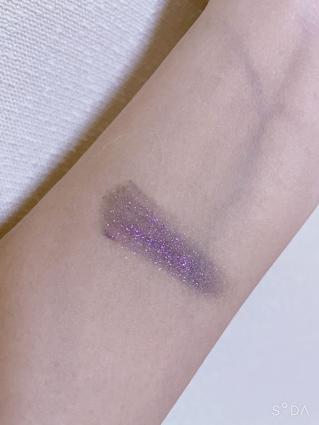 アイジュエルデュー 01 black angel/JILL STUART/ジェル・クリームアイシャドウを使ったクチコミ（3枚目）