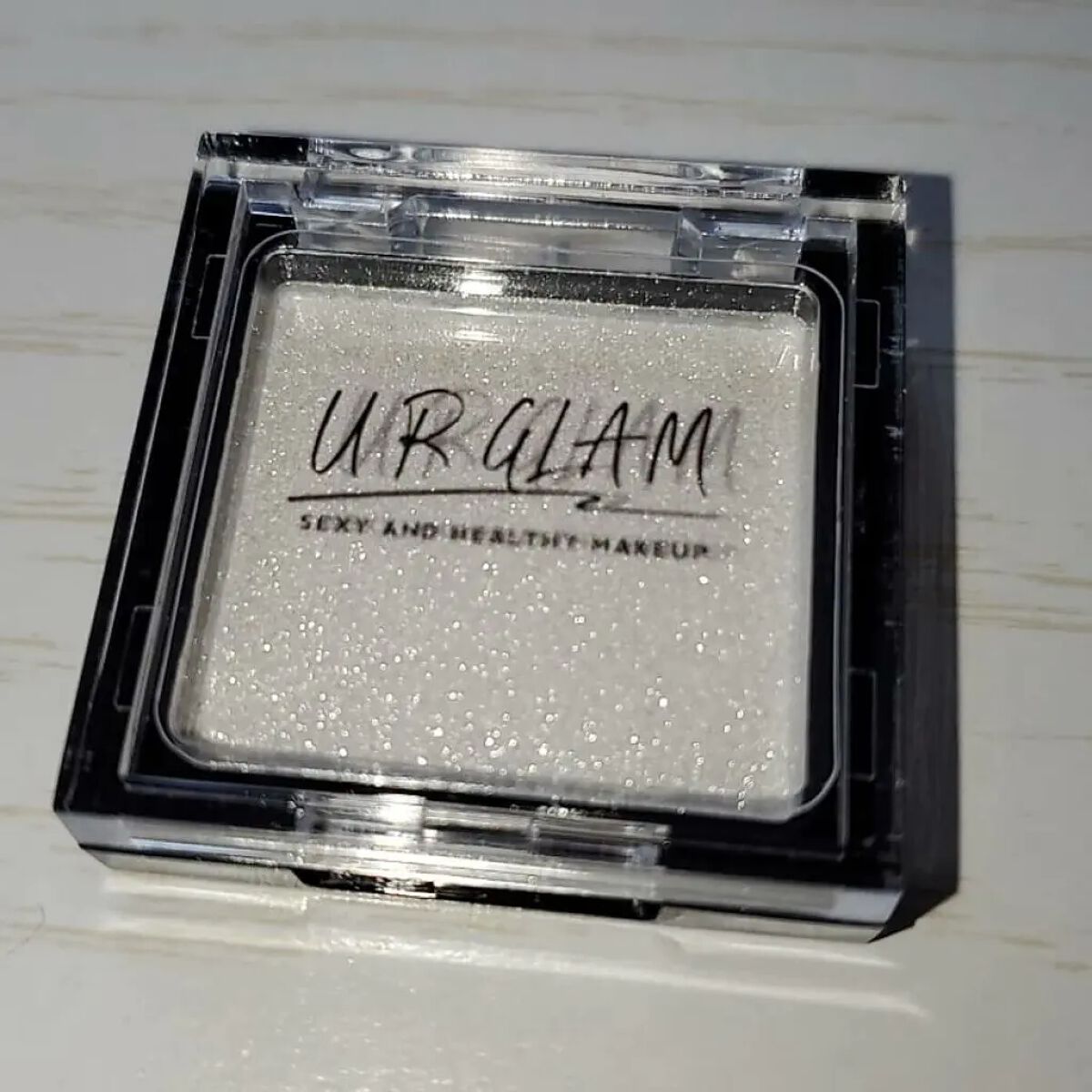 UR GLAM　POWDER EYESHADOW シアーホワイト