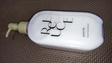 イーノック☆ on LIPS 「リルーチェスキンミルクローションプリズムリリー300mlコスメ..」(1枚目)