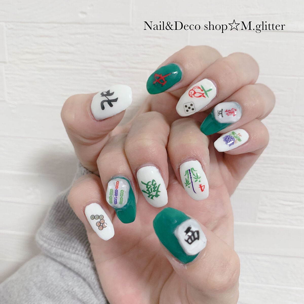 mika💍☆ヨガインストラクター🧘♀️ on LIPS 「#友達ネイル💅🏻✨#麻雀ネイルパーツとシール持ち込みで🥺Nai..」(2枚目)
