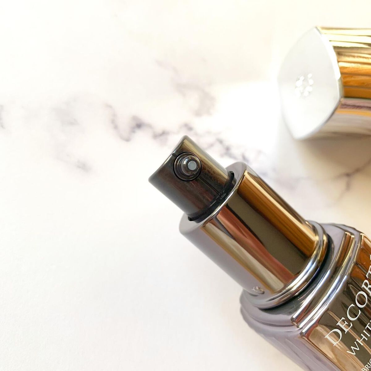 ホワイトロジスト ネオジェネシス ブライトニング コンセントレイト/DECORTÉ/美容液を使ったクチコミ(3枚目)