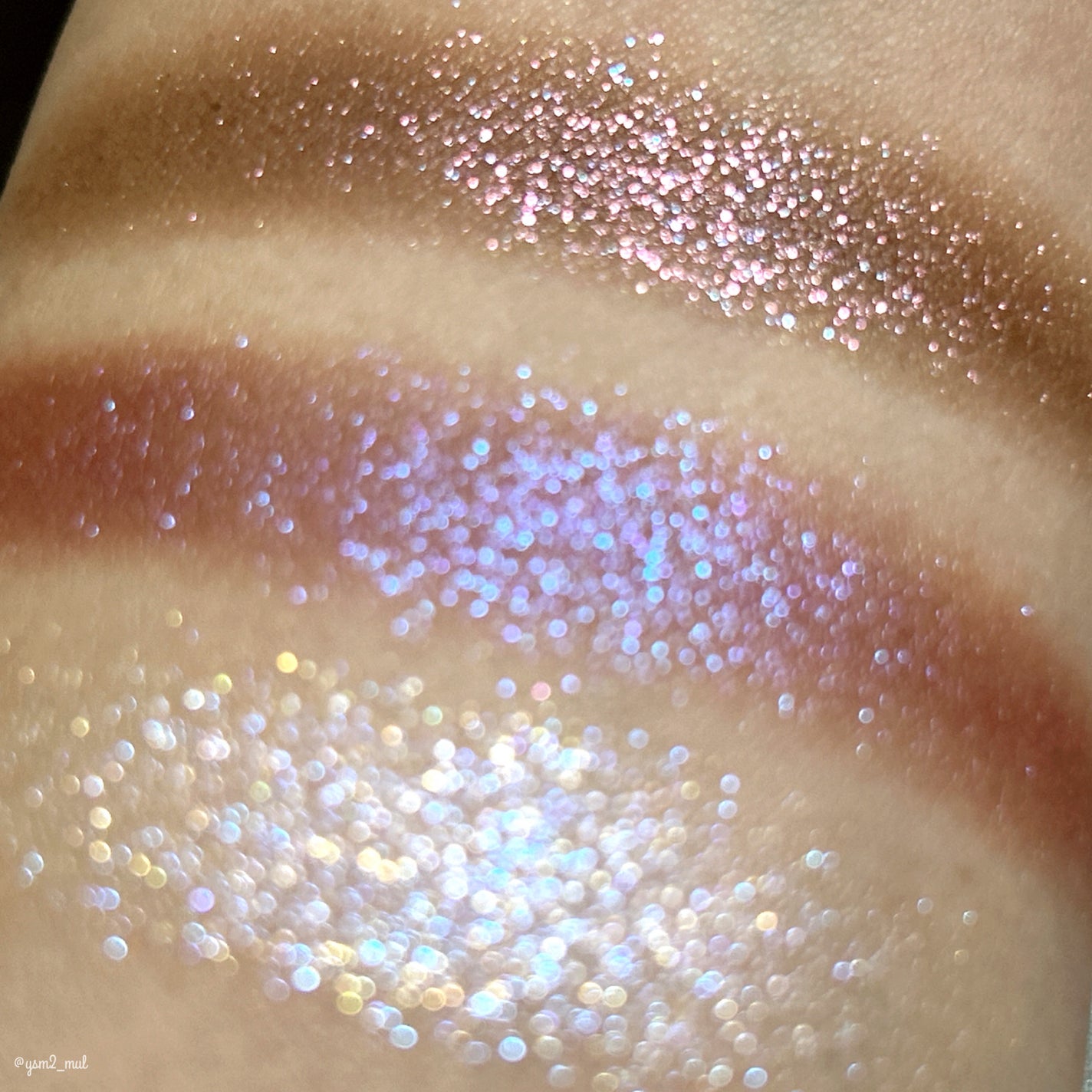 シアー グリッターアイズ/KiSS/単色アイシャドウを使ったクチコミ(7枚目)