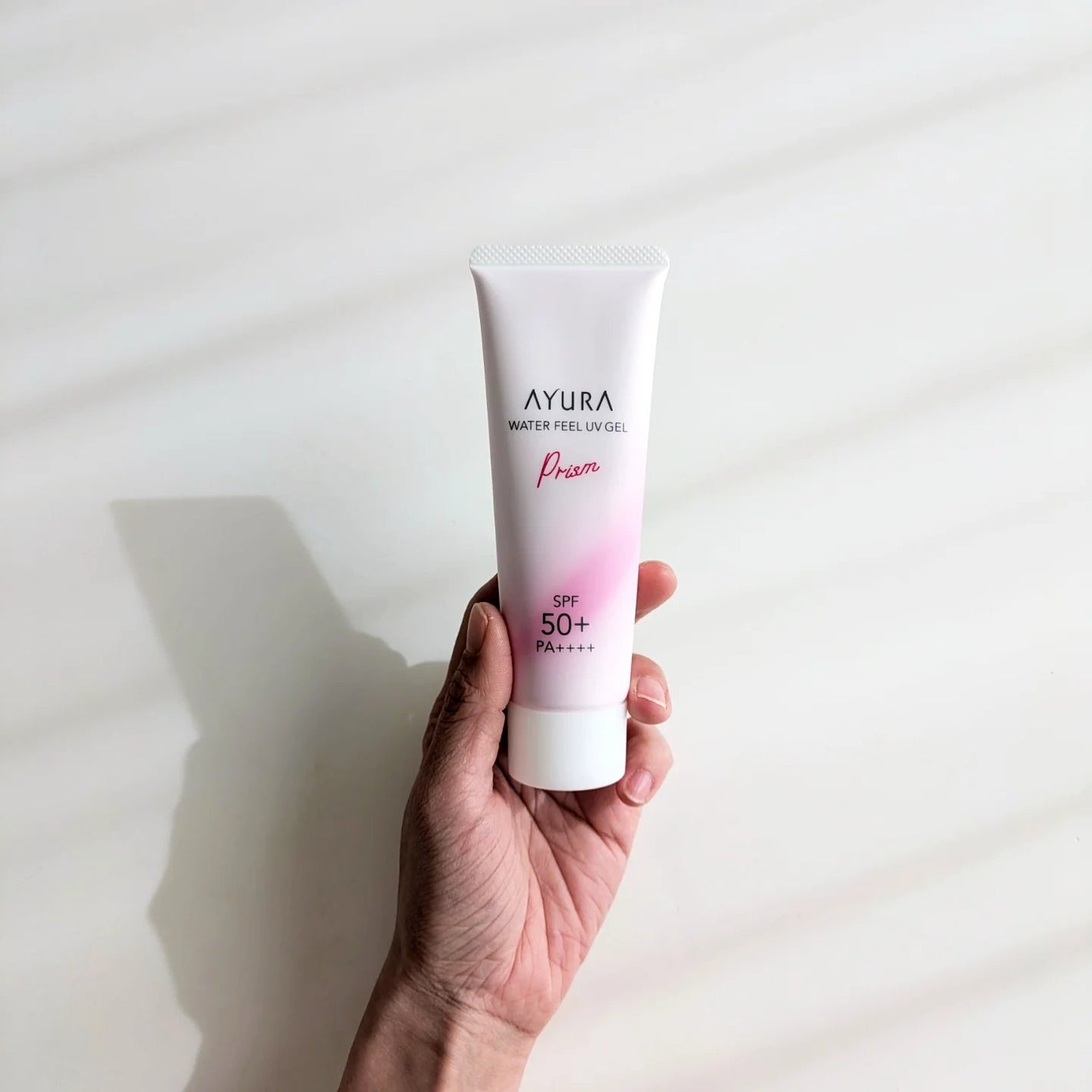 ウォーターフィールUVジェルα プリズム 75g(限定)