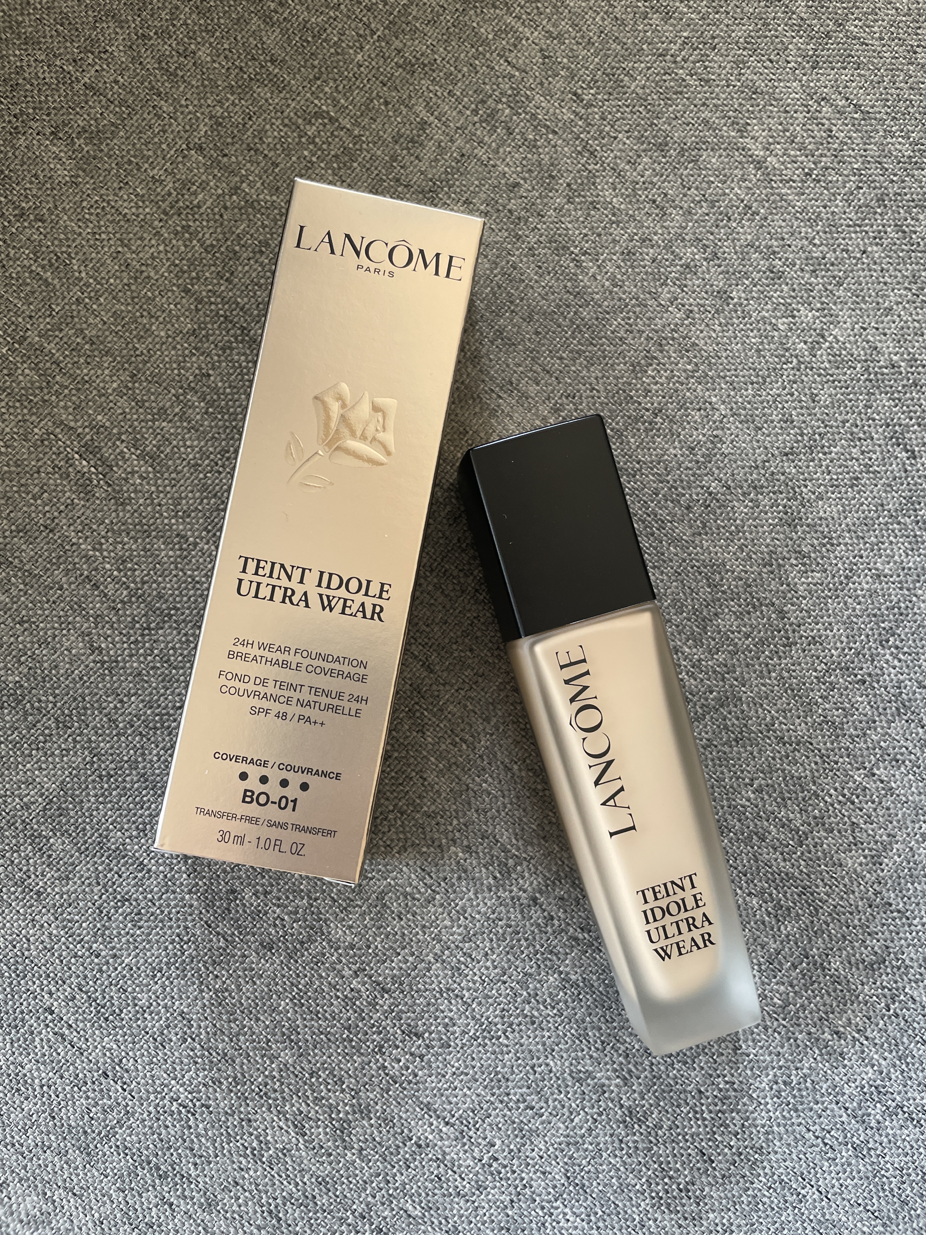 タンイドル ウルトラ ウェア リキッド/LANCOME/リキッドファンデーションを使ったクチコミ（1枚目）