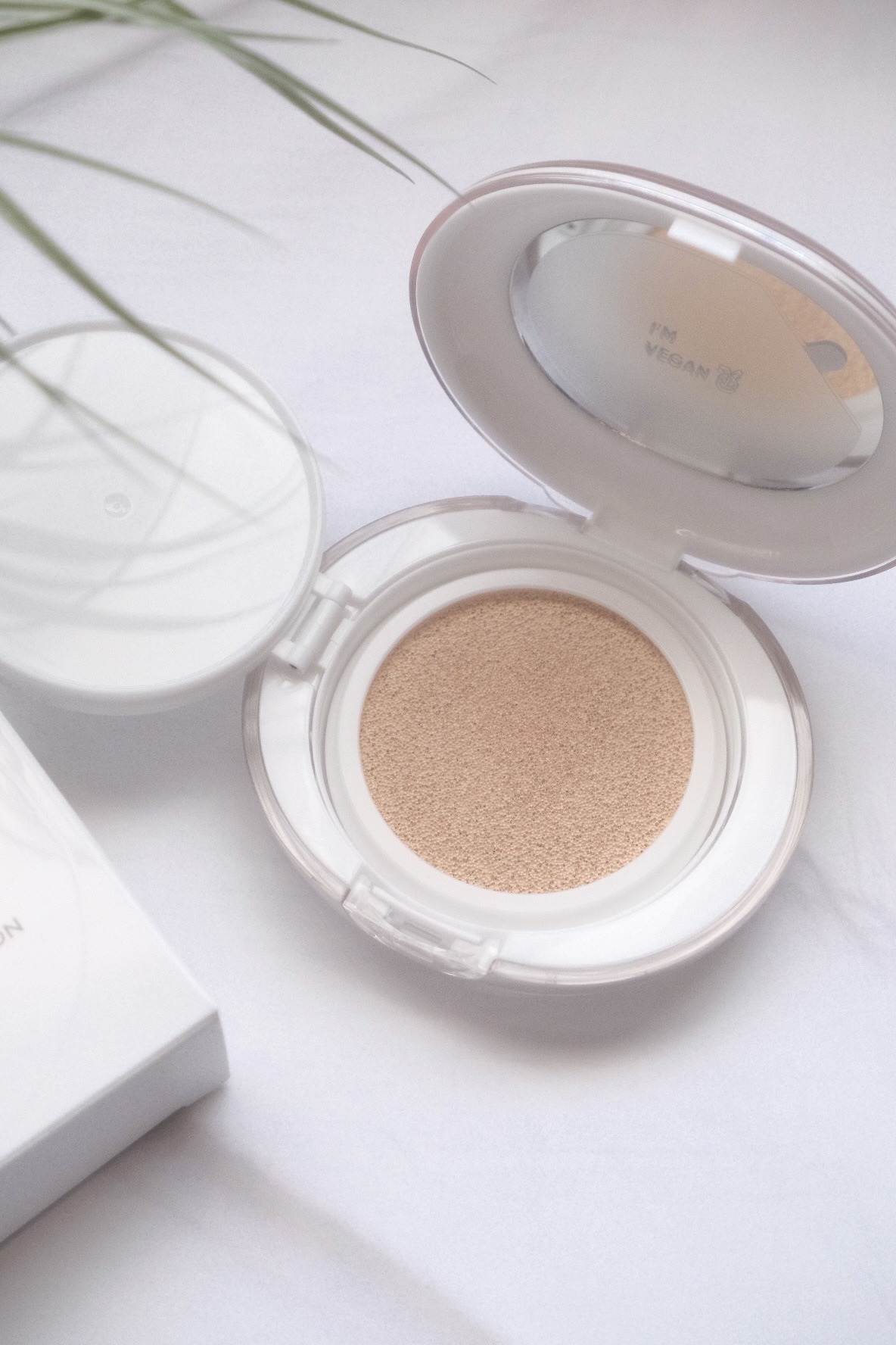 セラミックスキンパーフェクタークッション 01 ポーセリン/AMUSE/ファンデーションを使ったクチコミ（3枚目）