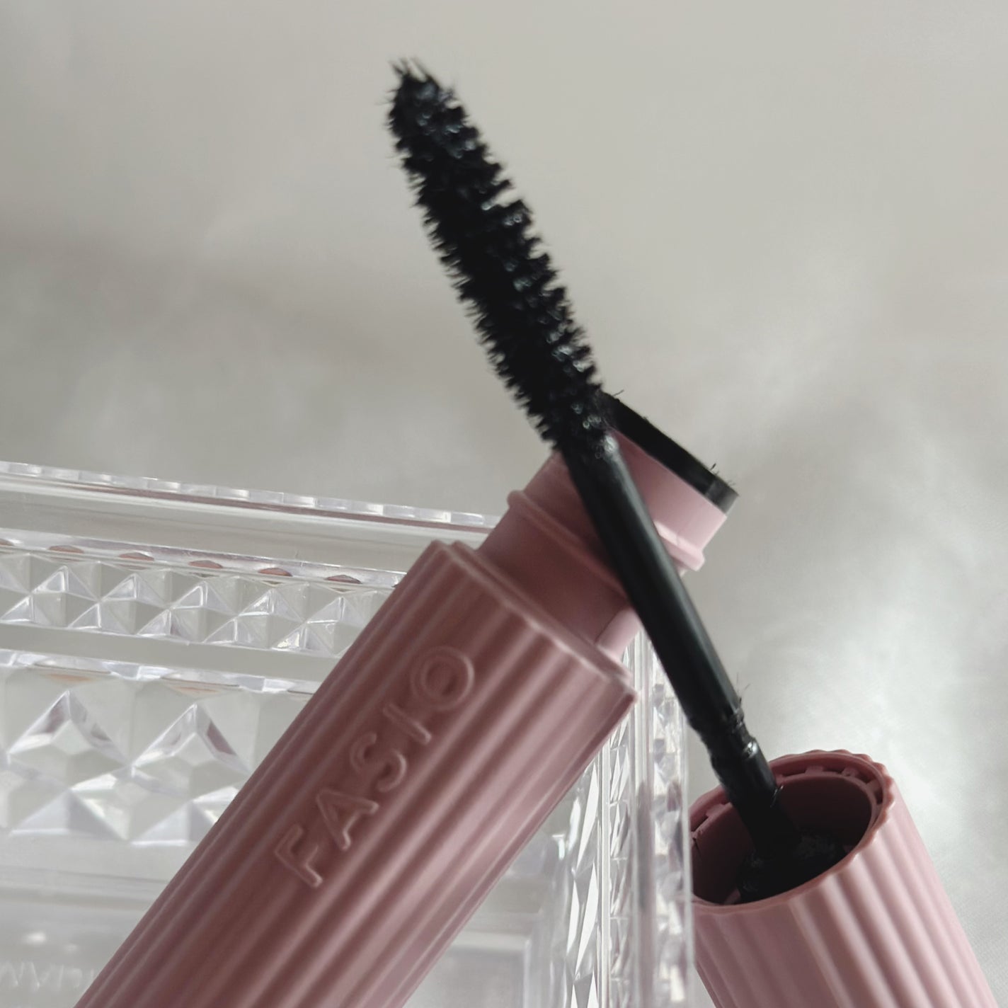 まつパ級 フィルム マスカラ (ロング&ボリューム)/FASIO/マスカラを使ったクチコミ(2枚目)
