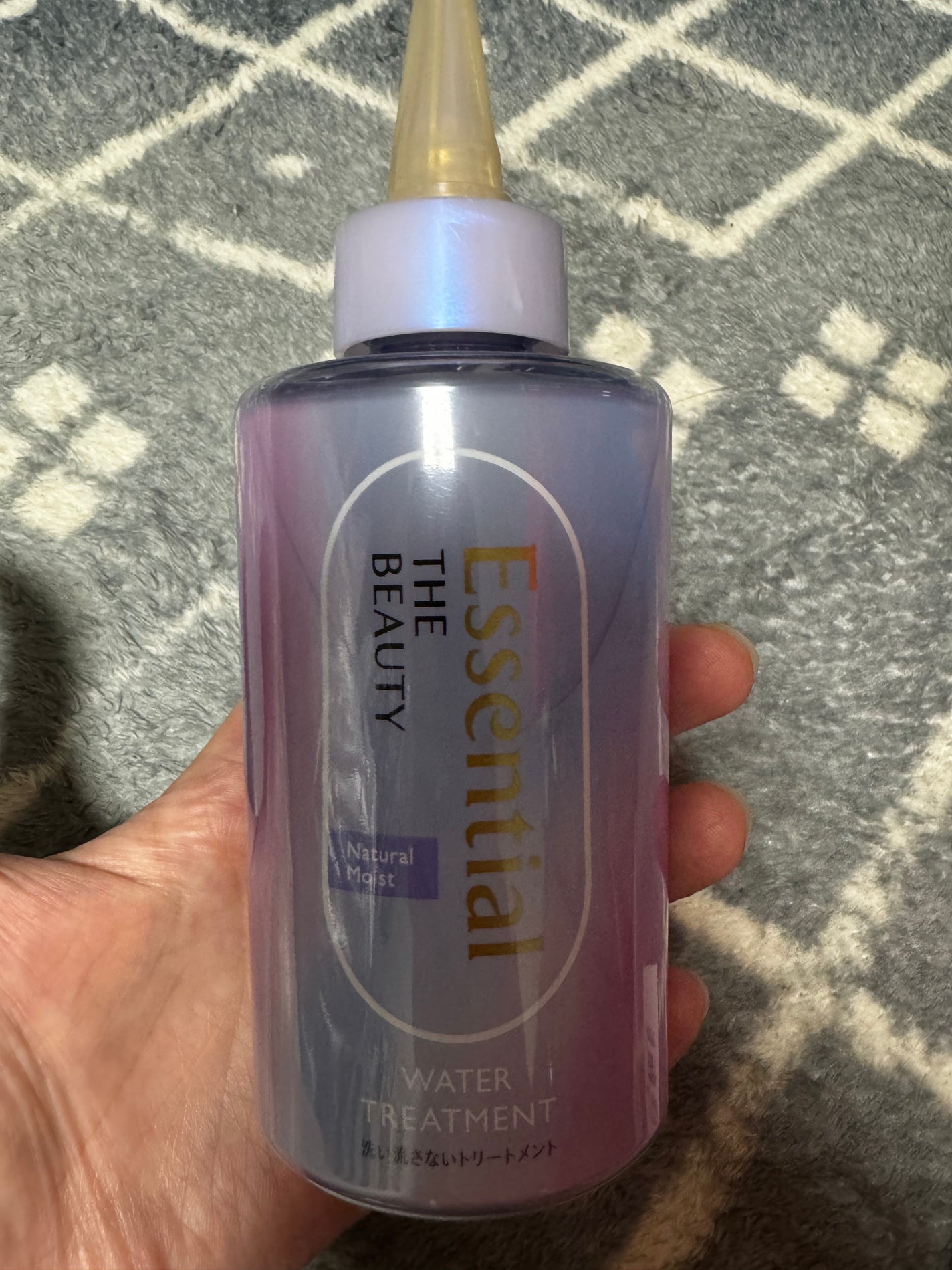 エッセンシャル プレミアム ウォータートリートメント ナチュラルモイスト/エッセンシャル/アウトバストリートメントを使ったクチコミ(3枚目)