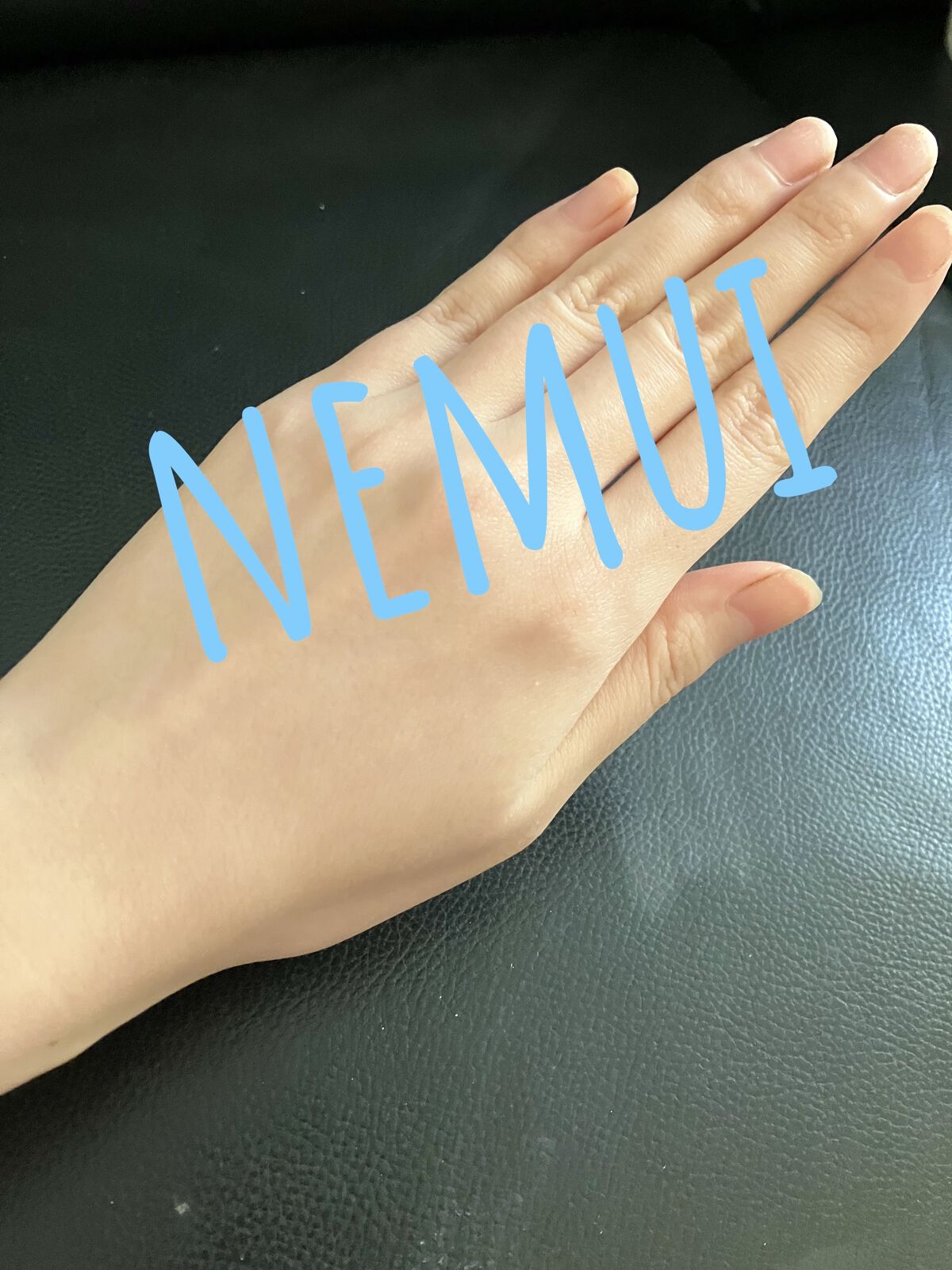 ミネラルUVパウダー ペールラベンダー(松尾たいこ氏限定デザイン)/エトヴォス/ルースパウダーを使ったクチコミ（2枚目）