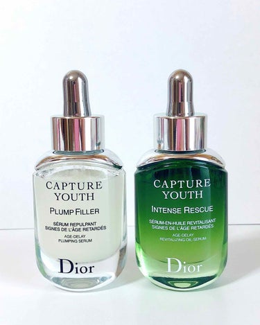 【自分記録用】

Dior
白→カプチュールユース プランプフィラー(美容液)
緑→カプチュールユース インテンスRオイル(美容液)

白のプランプフィラーの方は毛穴たるみに高い効果を得られる、ハリ感を