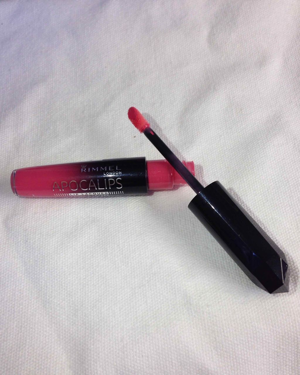 アポカリプス リップラッカー/リンメル ロンドン/口紅を使ったクチコミ（1枚目）