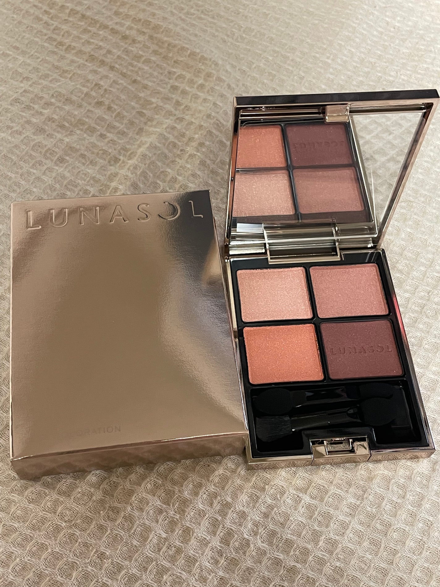 アイカラーレーション/LUNASOL/アイシャドウパレットを使ったクチコミ(1枚目)