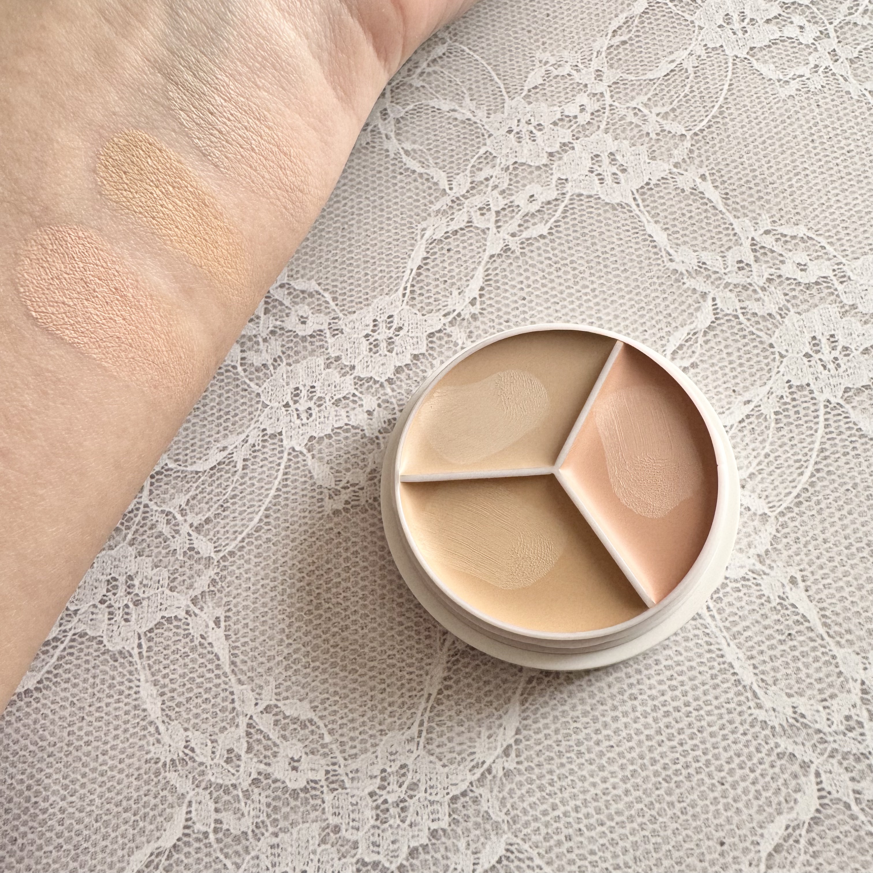 カバーアッププロコンシーラー/TFIT/パレットコンシーラーを使ったクチコミ（3枚目）