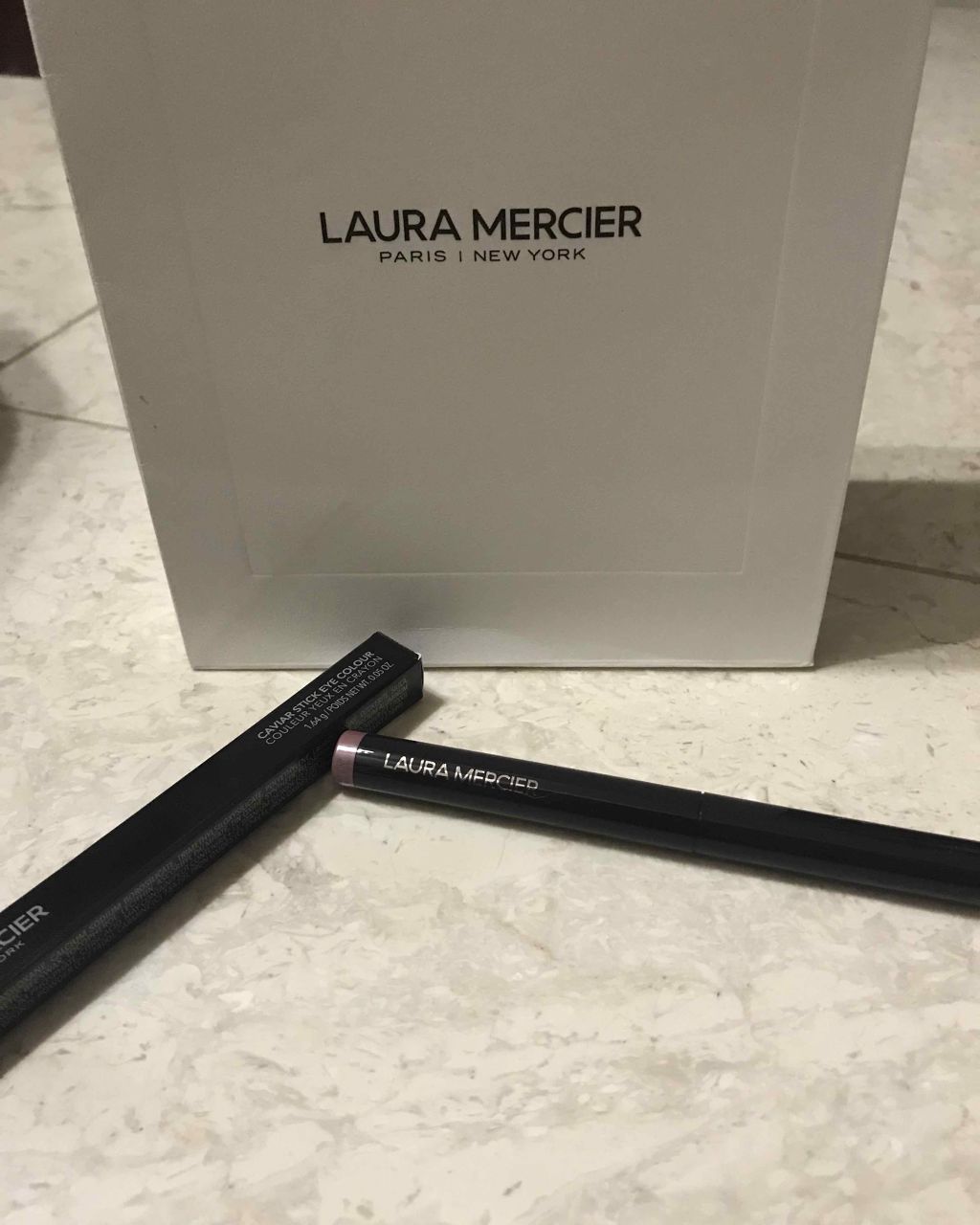 キャビアスティック アイカラー/ローラ メルシエ/スティックアイシャドウを使ったクチコミ（1枚目）