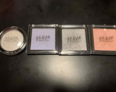 UR GLAM　BRIGHTNING POWDER/U R GLAM/パウダーハイライトを使ったクチコミ（2枚目）