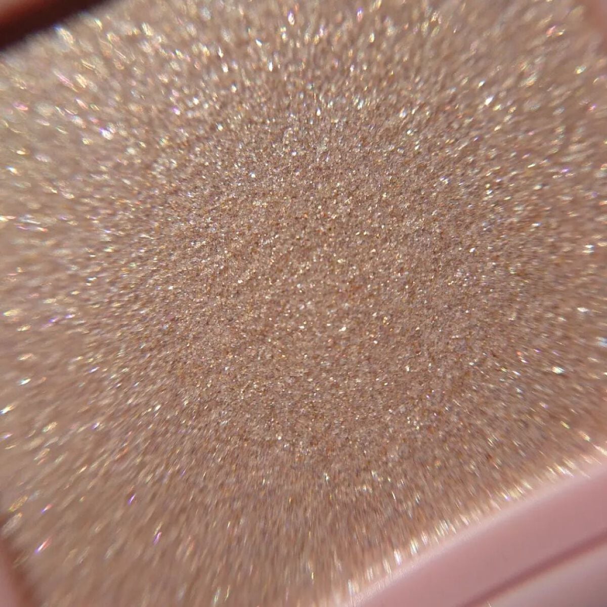 フーミー シングルラメシャドウ/WHOMEE/単色アイシャドウを使ったクチコミ(4枚目)