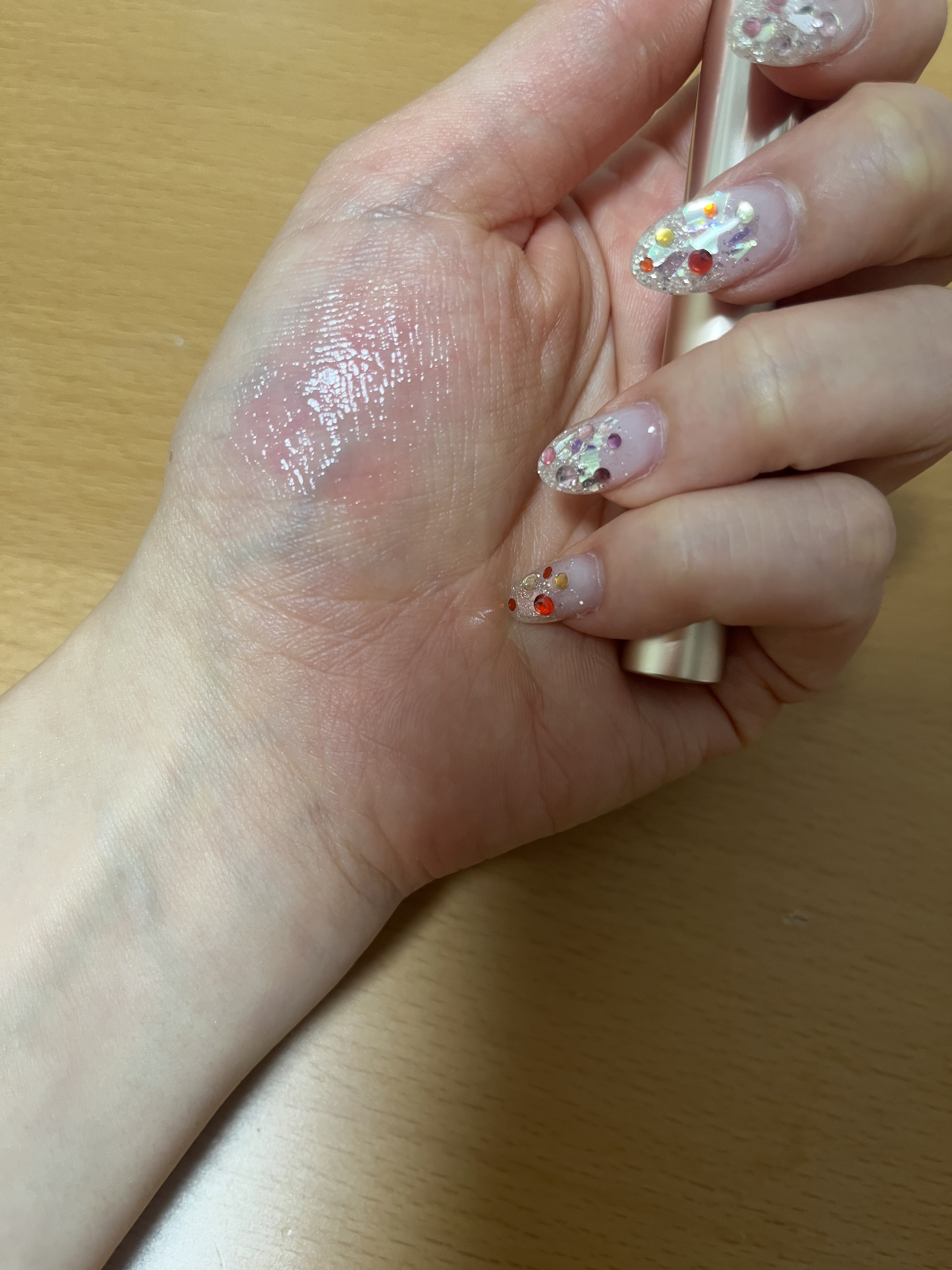 オペラ シアーリップカラー RN 103 スパークルレッド（限定色）/OPERA/リップグロスを使ったクチコミ（3枚目）