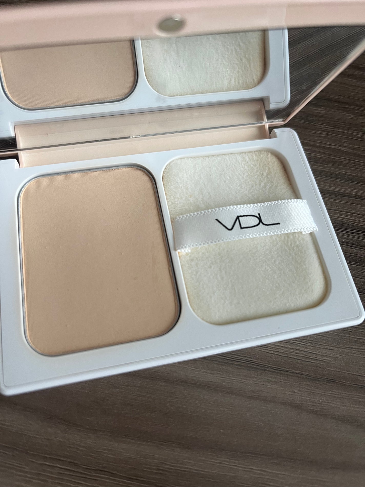 SMOOTHING PREST POWDER (スムージング プレスト パウダー)/VDL/プレストパウダーを使ったクチコミ(2枚目)