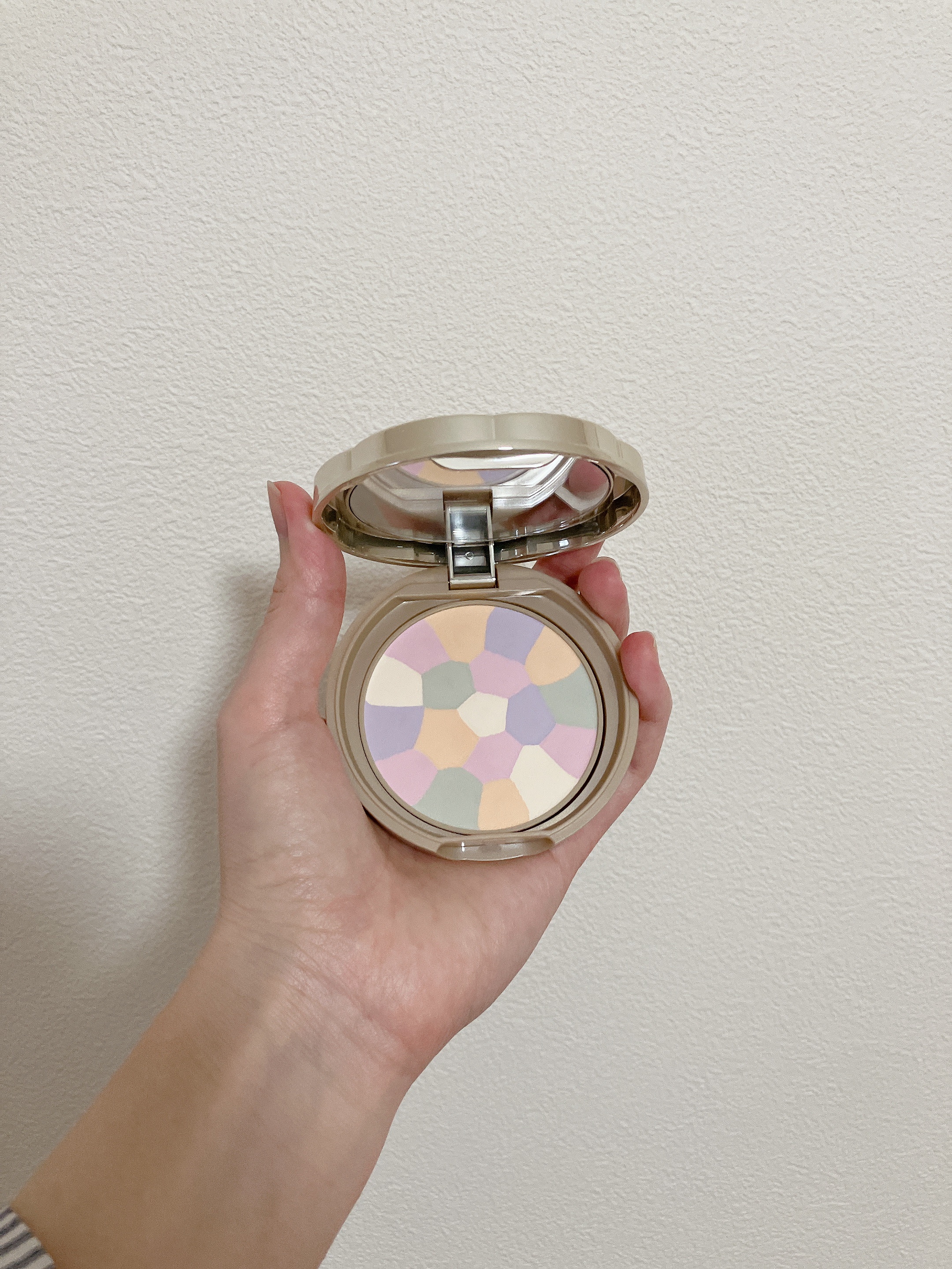 マシュマロフィニッシュパウダー　～Abloom～/キャンメイク/プレストパウダーを使ったクチコミ（1枚目）