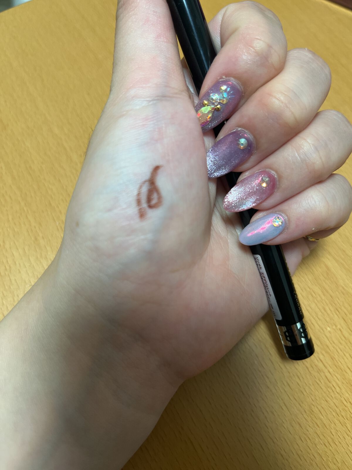 エグザジェレート ラスティングリキッドアイライナー WP/リンメル ロンドン/リキッドアイライナーを使ったクチコミ（3枚目）