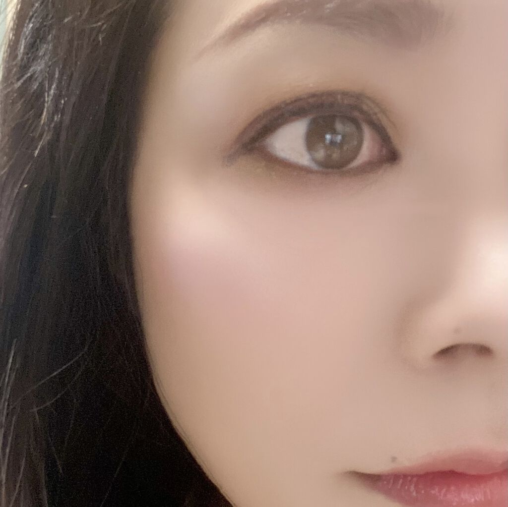 フェイスイルミネーター/ローラ メルシエ/パウダーハイライトを使ったクチコミ（2枚目）