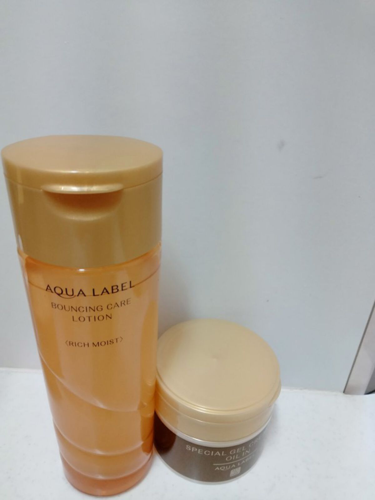 スペシャルジェルクリームA（オイルイン）/アクアレーベル/オールインワン化粧品を使ったクチコミ（1枚目）