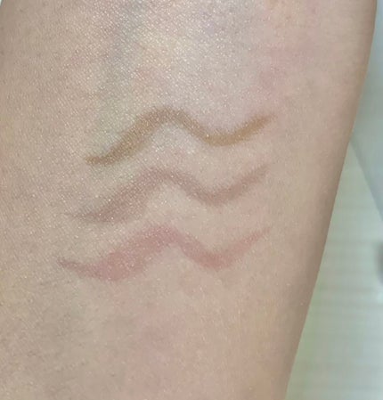 描くふたえアイライナー/CEZANNE/リキッドアイライナーを使ったクチコミ(1枚目)