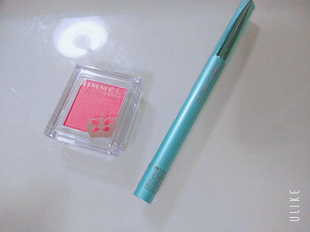 「密着アイライナー」クリームペンシル/デジャヴュ/ペンシルアイライナーを使ったクチコミ（1枚目）