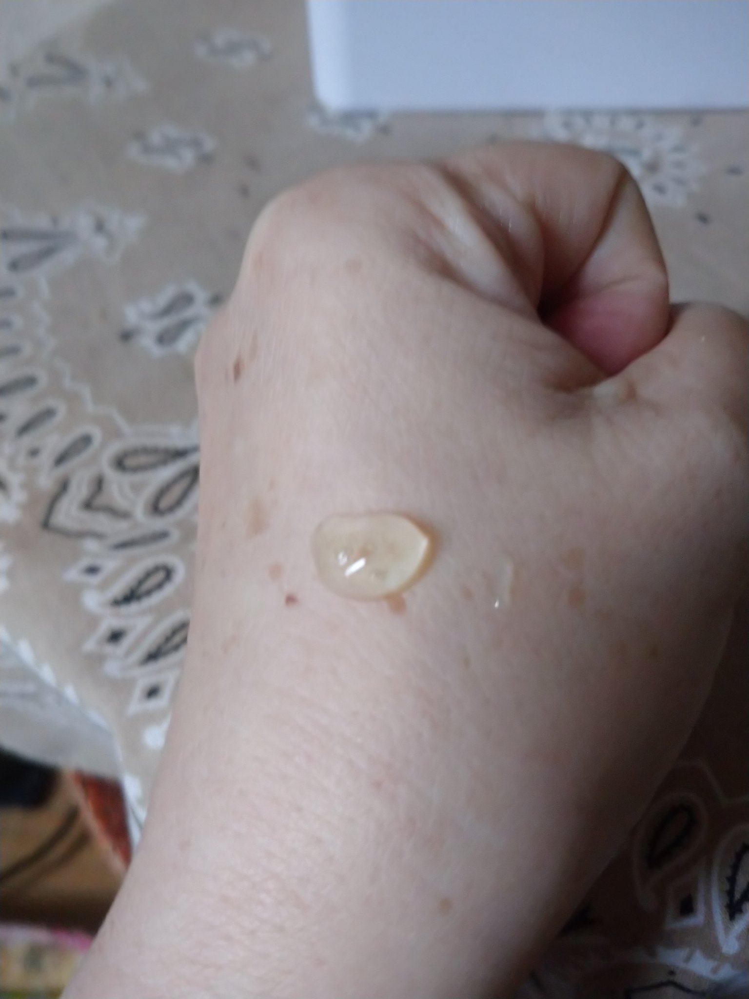 グリーンタンジェリン ビタC ダークスポットケアセラム/goodal/美容液を使ったクチコミ（2枚目）