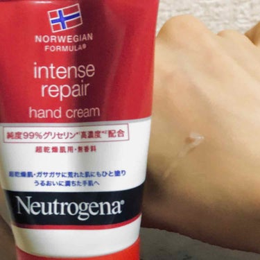 インテンスリペア ハンドクリーム/Neutrogena/ハンドクリームを使ったクチコミ（1枚目）