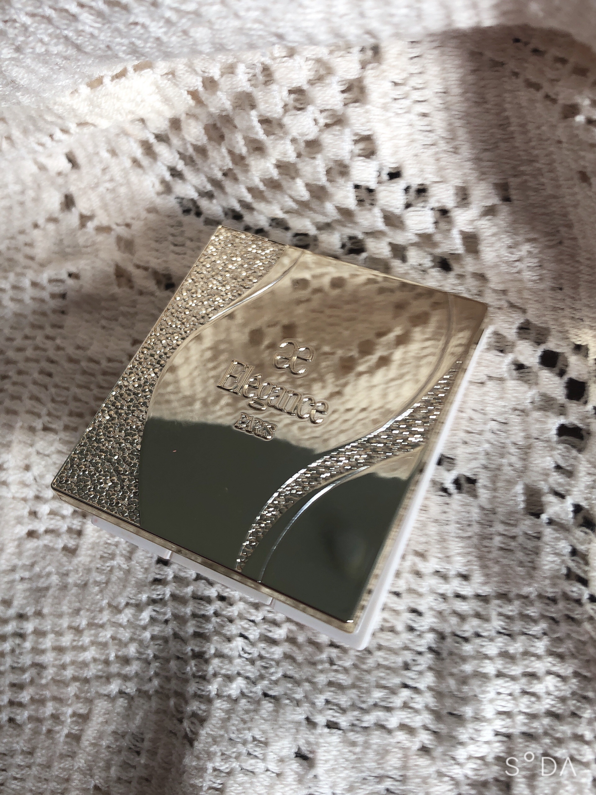 エレガンス エタンセル アルモニーアイズ 02/Elégance/アイシャドウパレットを使ったクチコミ（3枚目）