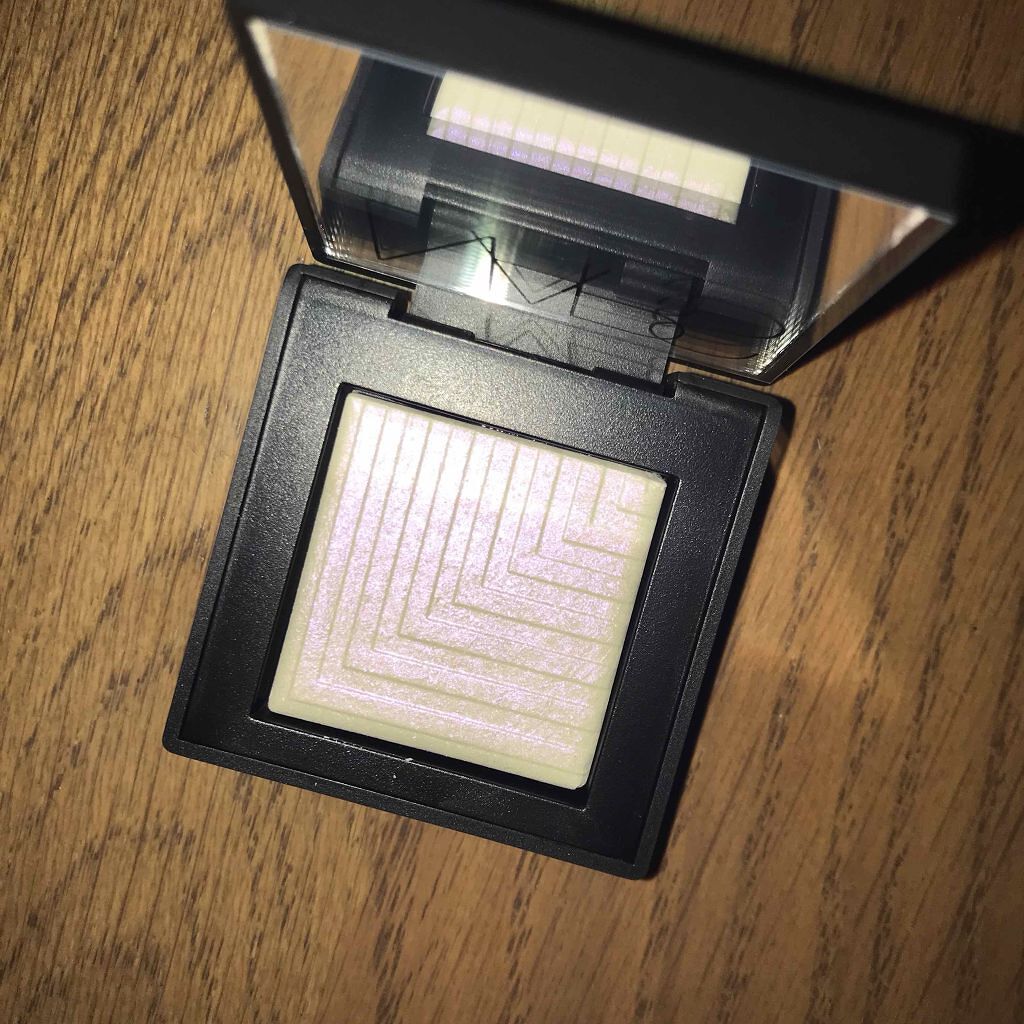 デュアルインテンシティーアイシャドー/NARS/単色アイシャドウを使ったクチコミ（1枚目）