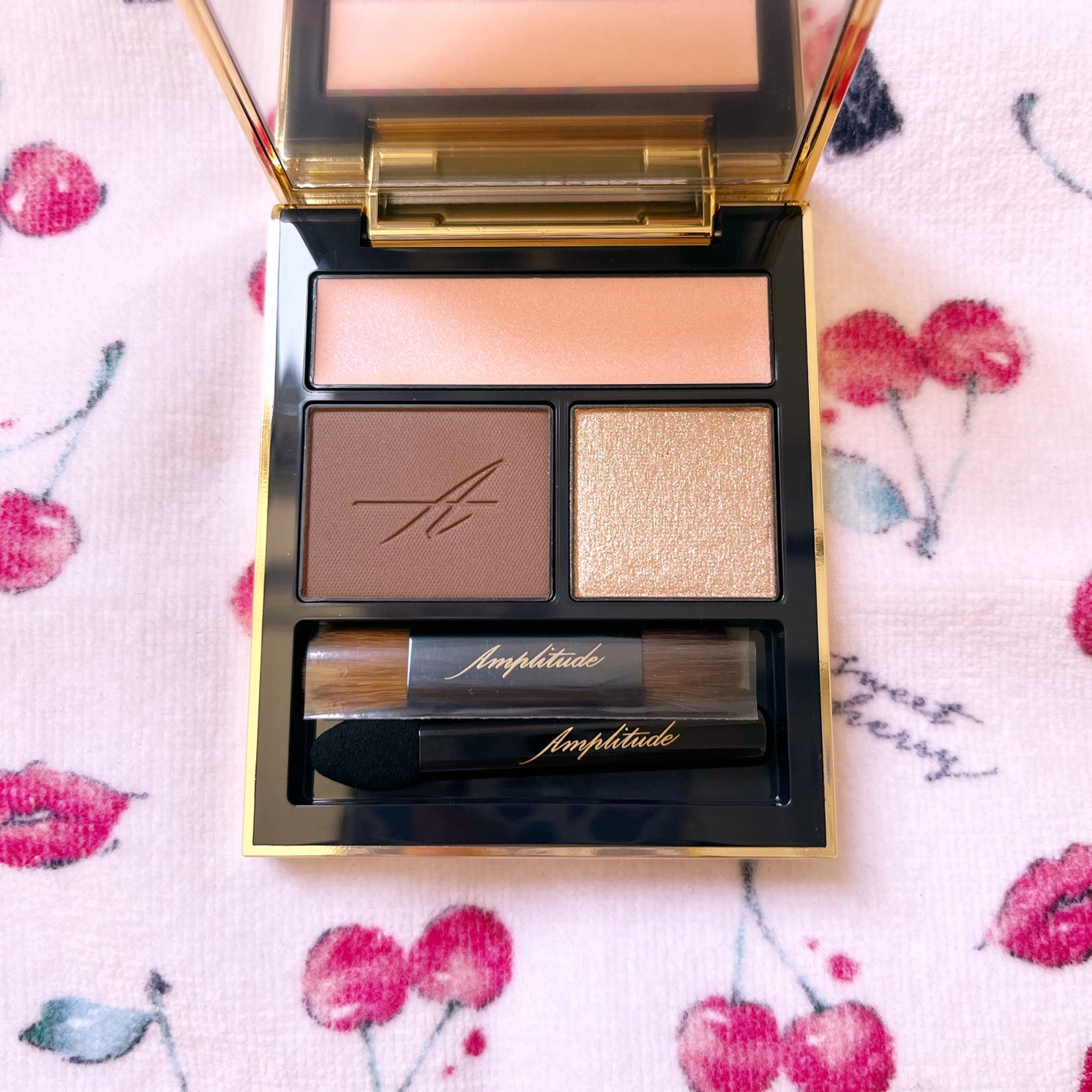 コンスピキュアス アイズ/Amplitude/アイシャドウパレットを使ったクチコミ(1枚目)