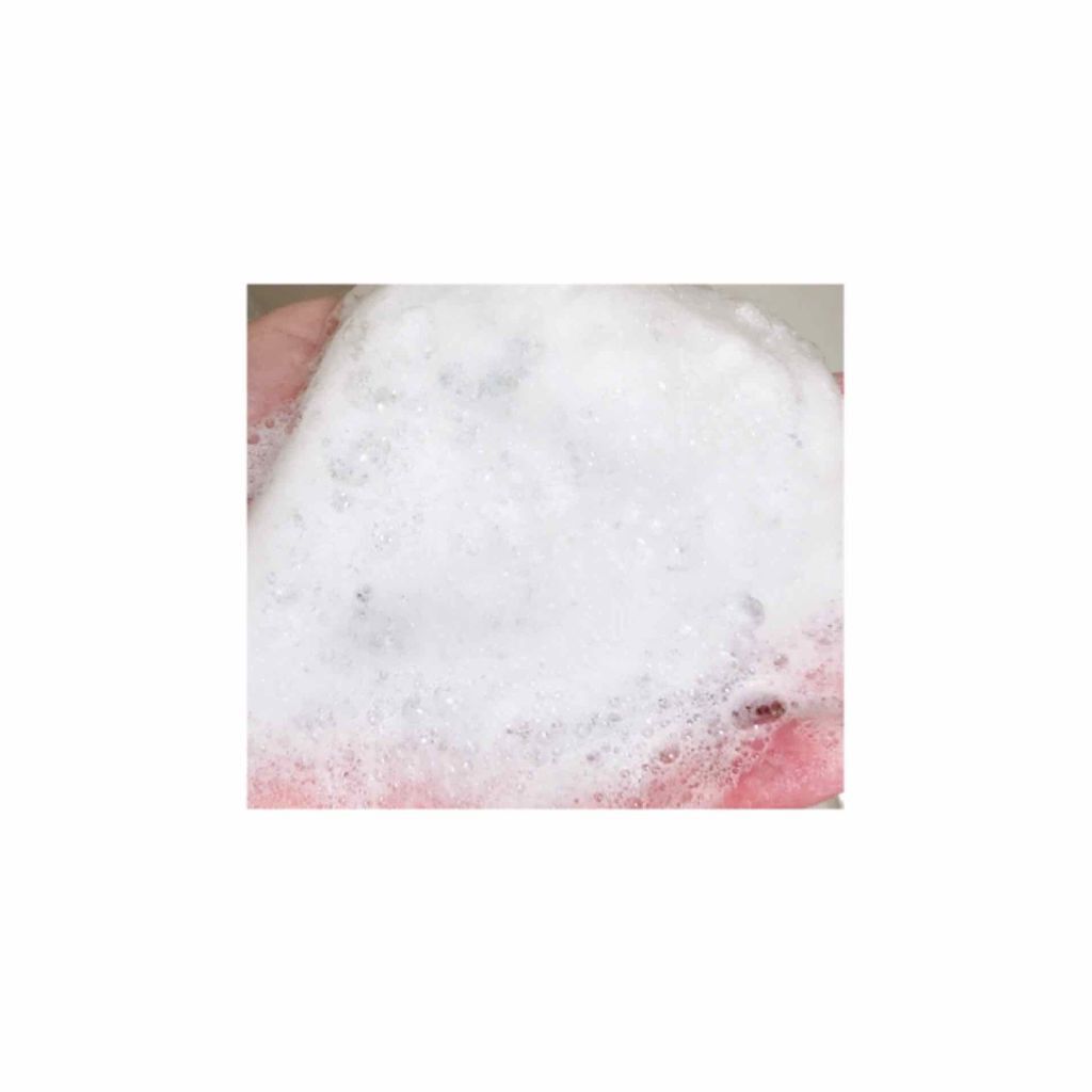 手作り洗顔石鹸 アンティアン プリンセス オブ ソープ 「漆黒」(竹炭入り)/アンティアン/洗顔石鹸を使ったクチコミ(4枚目)