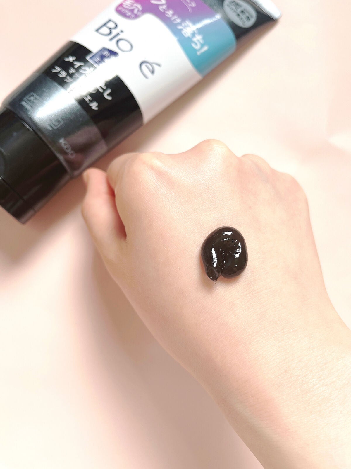 ビオレ おうちdeエステ メイク落とし マッサージブラックジェル/ビオレ/クレンジングジェルを使ったクチコミ(2枚目)