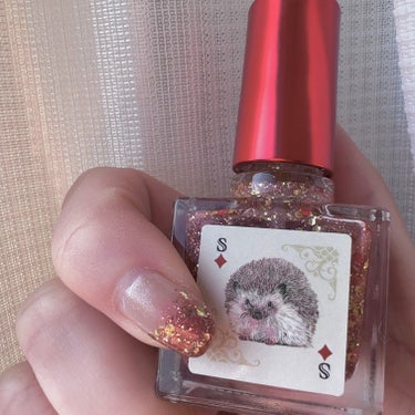  nail S(ネイルエス)  ネイルエスのクチコミ「ゴールドホロ×レッドラメ
アレンジに使いやすさ最適✨✨

ネイルエス
Tea sherbetj.....」（3枚目）