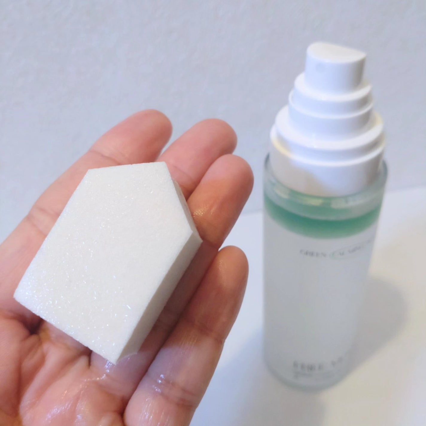 グリーンカーミングセラムミスト/Free Moment /ミスト状化粧水を使ったクチコミ(5枚目)