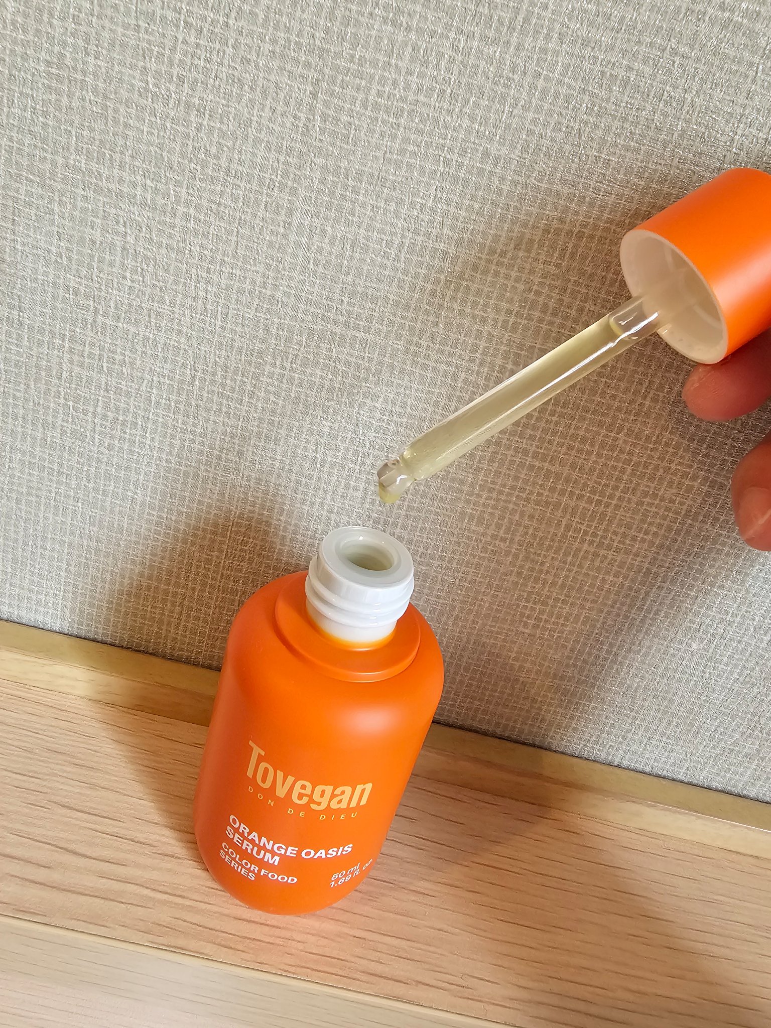 カラーフードシリーズオレンジオアシスセラム/Tovegan/美容液を使ったクチコミ（2枚目）