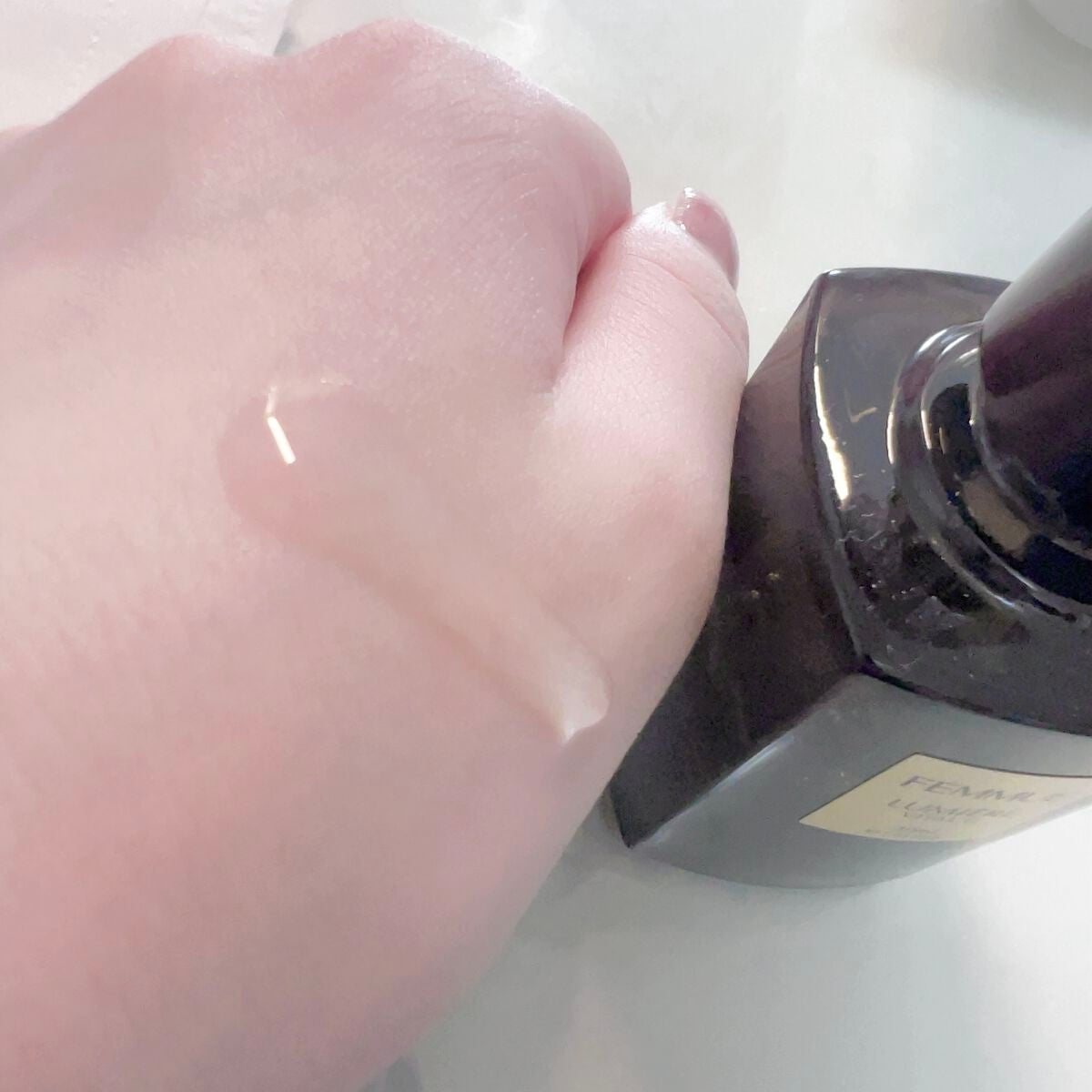 ã«ããšãŒã« ãŽã¡ã€ã¿ã«C/FEMMUE/ããŒã¹ã¿ãŒã»å°å
¥æ¶²ã䜿ã£ãã¯ãã³ãïŒ4æç®ïŒ