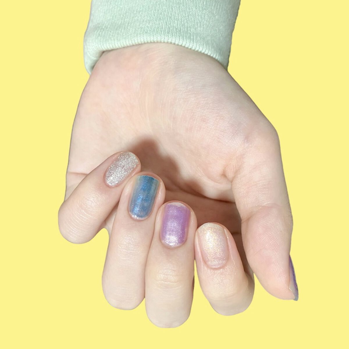 リミテッドカラー(SUMMER PARTY)/ネイルホリック/マニキュアを使ったクチコミ（2枚目）