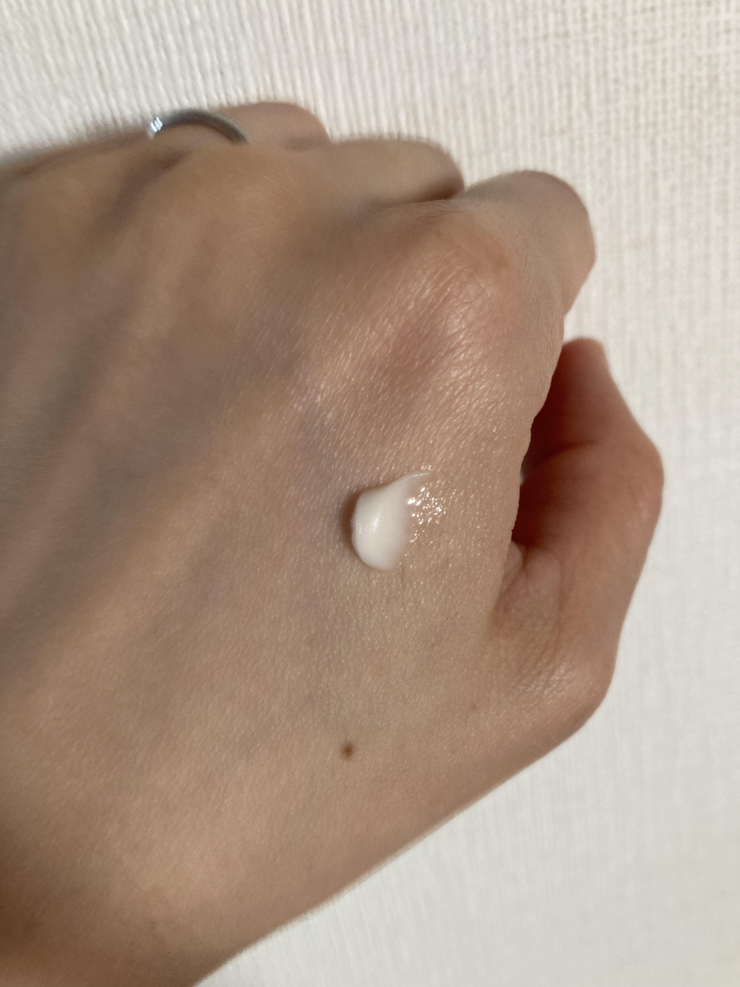 薬用足指さらさらクリーム/デオナチュレ/デオドラント・制汗剤を使ったクチコミ（2枚目）