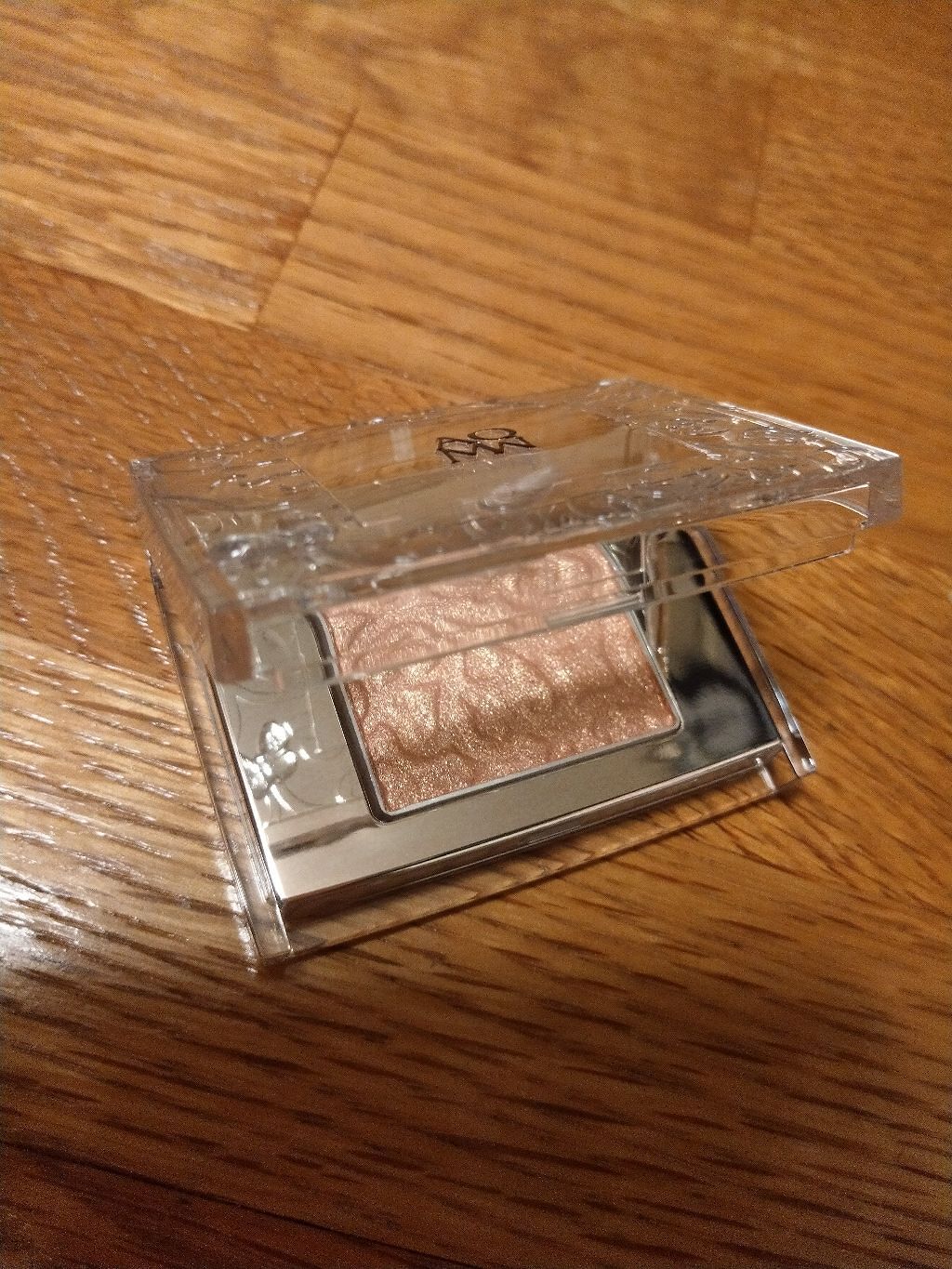 AQ MW シングル アイシャドウ/DECORTÉ/単色アイシャドウを使ったクチコミ(2枚目)