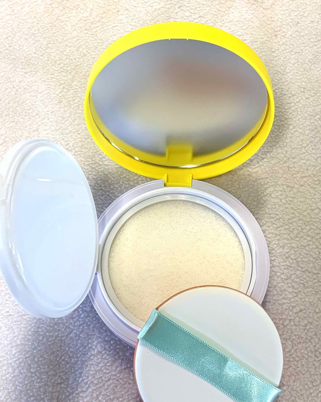 フジコあぶらとりウォーターパウダー/Fujiko/プレストパウダーを使ったクチコミ(2枚目)