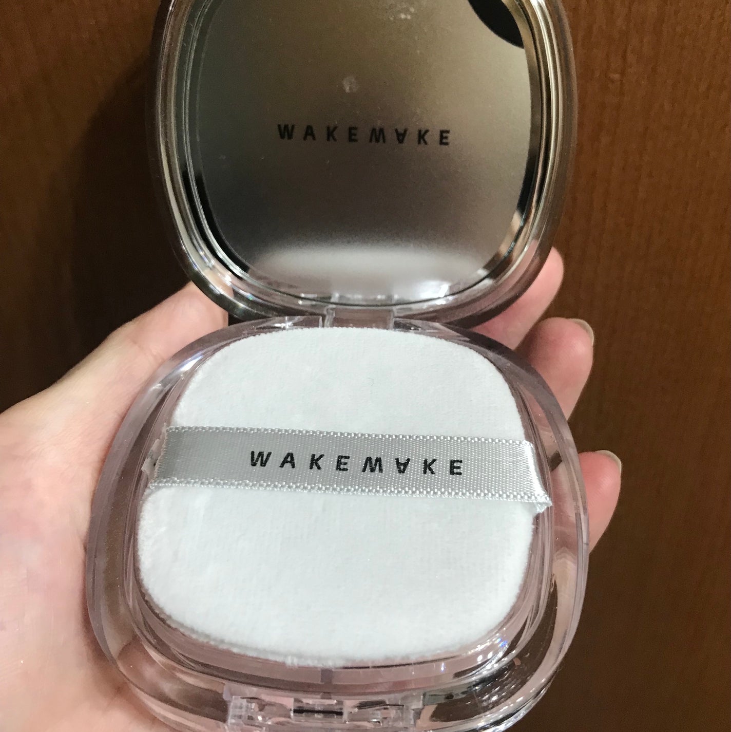 ステイフィクサーマルチカラーパウダー/wakemake/ルースパウダーを使ったクチコミ(2枚目)