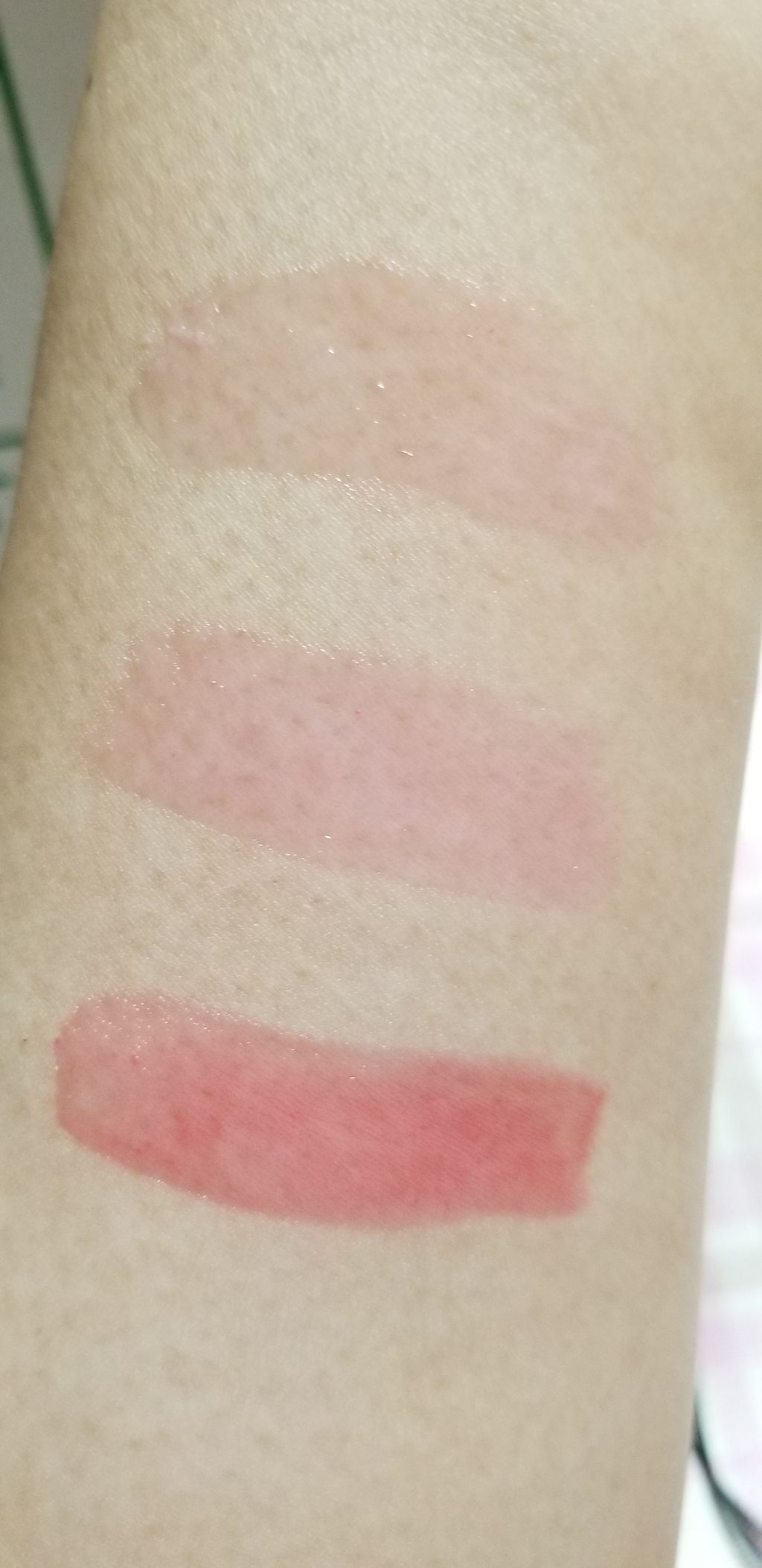 プランパーティントスティック/リップデコ/リップティントを使ったクチコミ（2枚目）