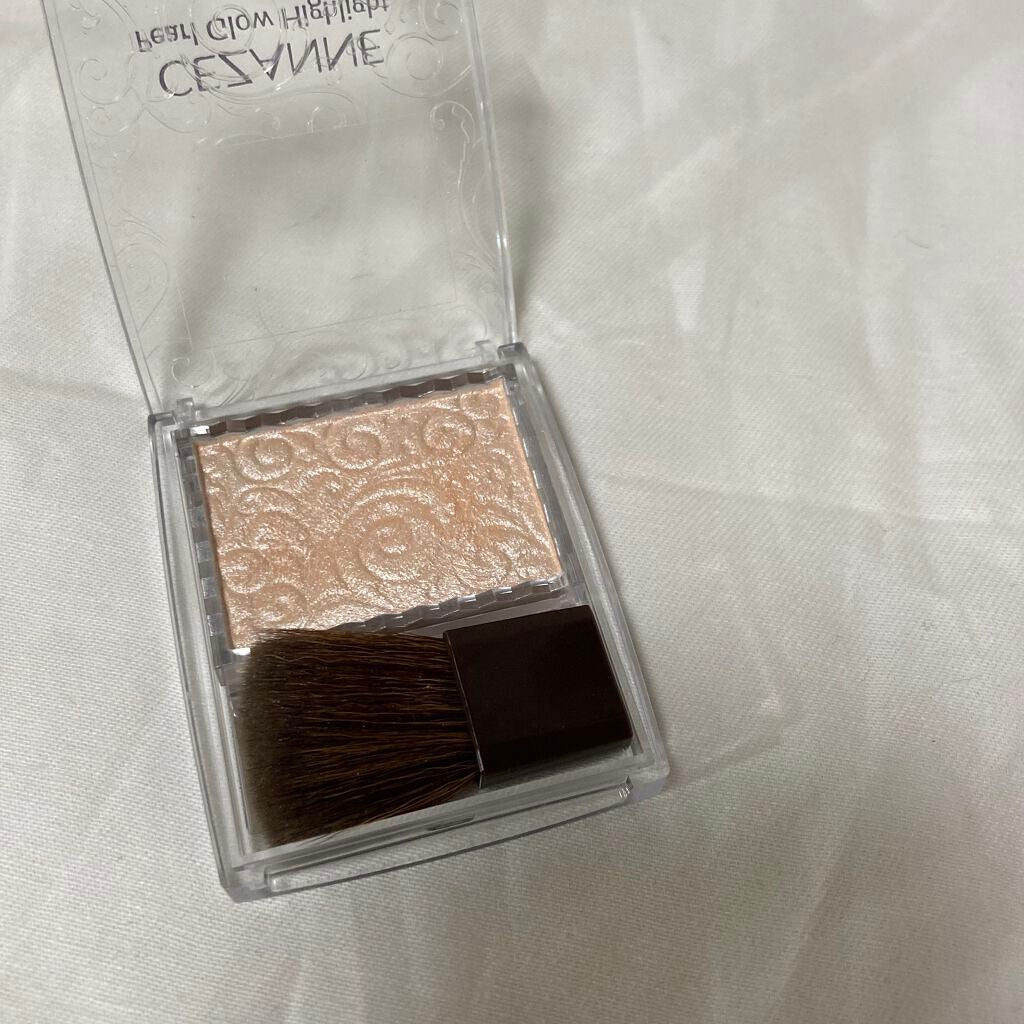 パールグロウハイライト/CEZANNE/パウダーハイライトを使ったクチコミ(2枚目)